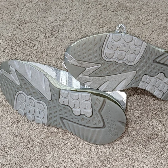 ADIDAS NITE RUNNER - Picture 2 of 4